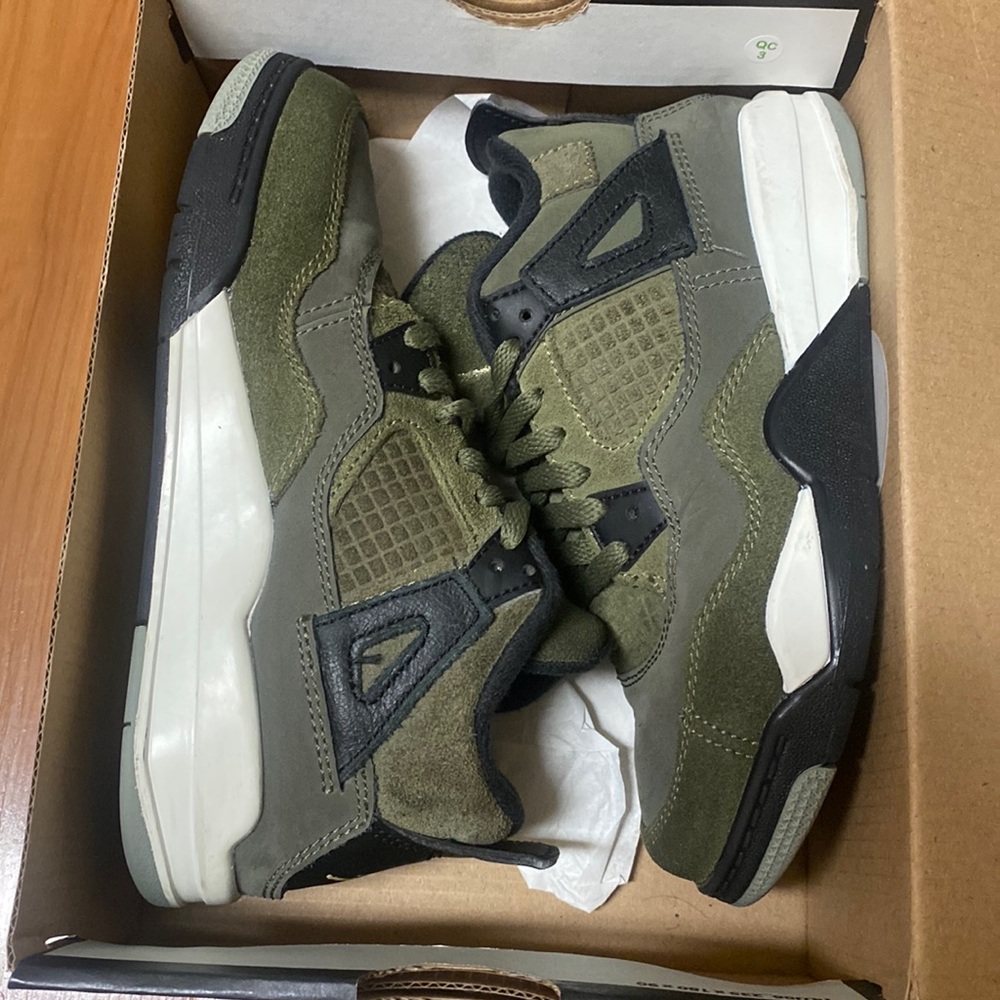 Kids Reto 4 olive